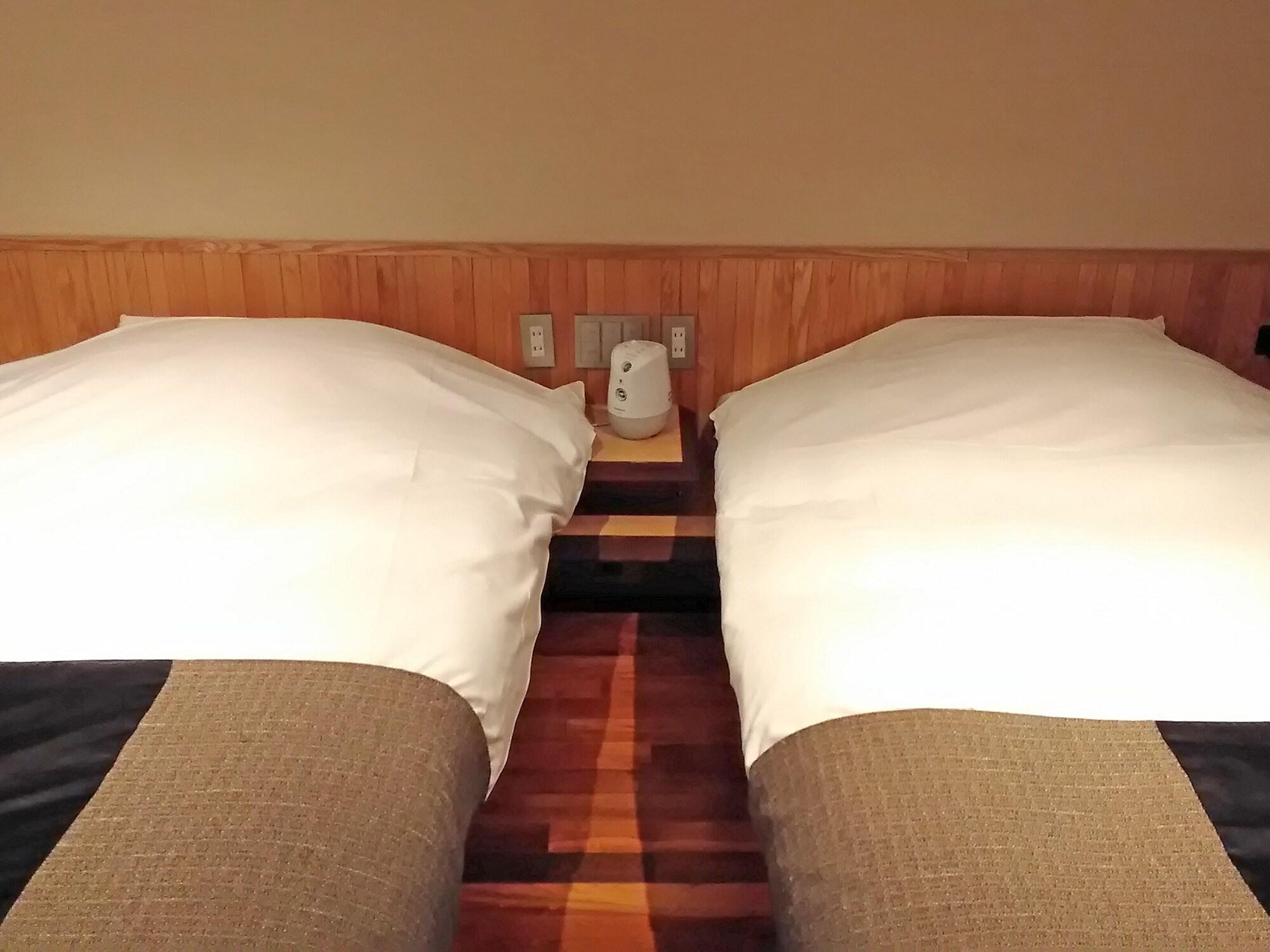 Niseko Konbu Onsen Tsuruga Moku-No-Sho Hotel Bagian luar foto