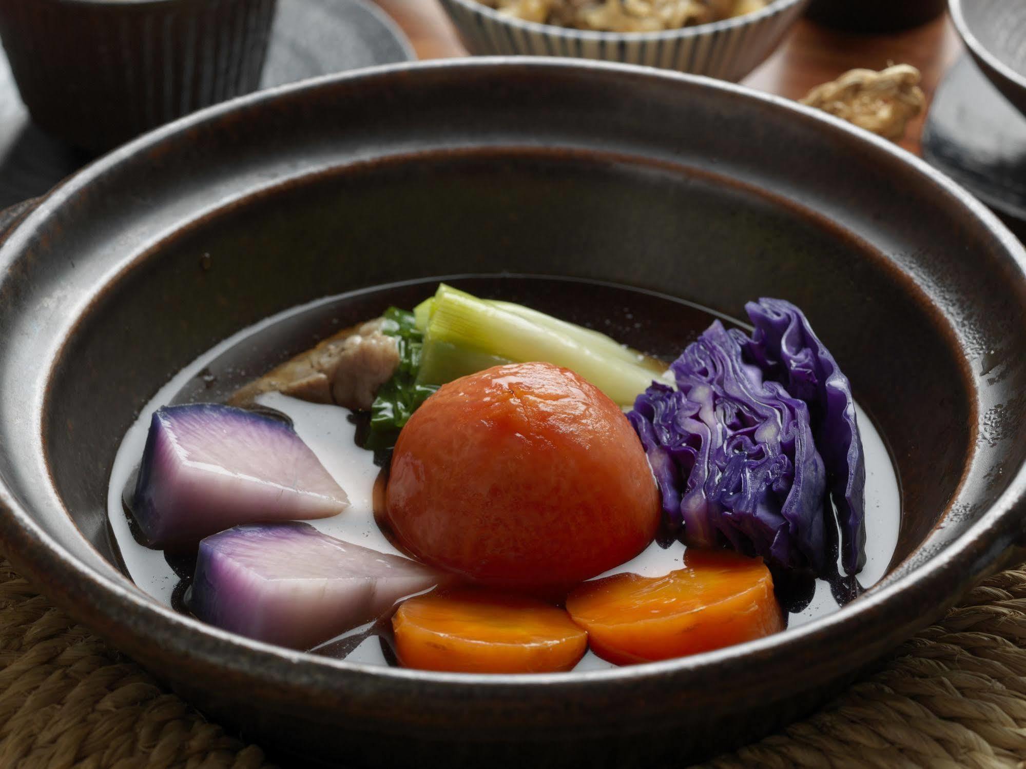 Niseko Konbu Onsen Tsuruga Moku-No-Sho Hotel Bagian luar foto