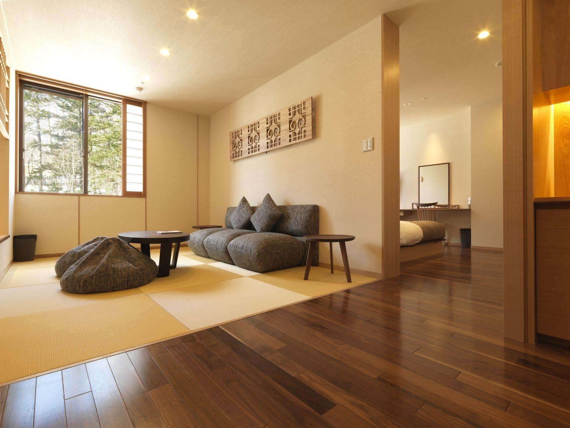 Niseko Konbu Onsen Tsuruga Moku-No-Sho Hotel Bagian luar foto