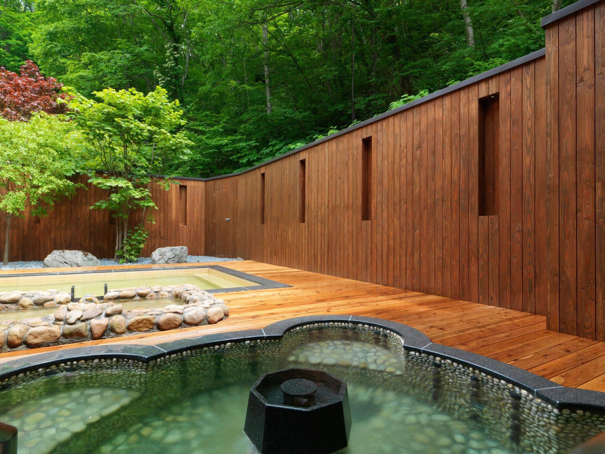 Niseko Konbu Onsen Tsuruga Moku-No-Sho Hotel Bagian luar foto