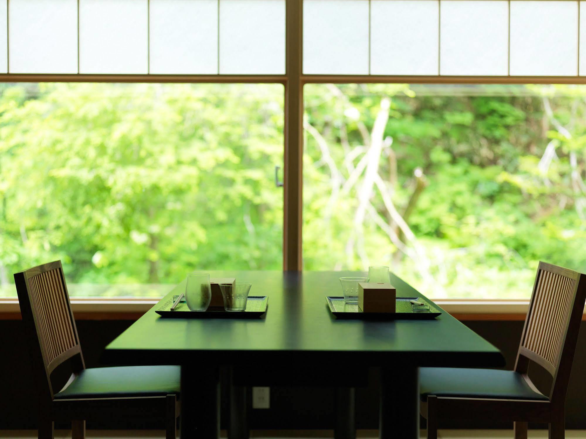 Niseko Konbu Onsen Tsuruga Moku-No-Sho Hotel Bagian luar foto