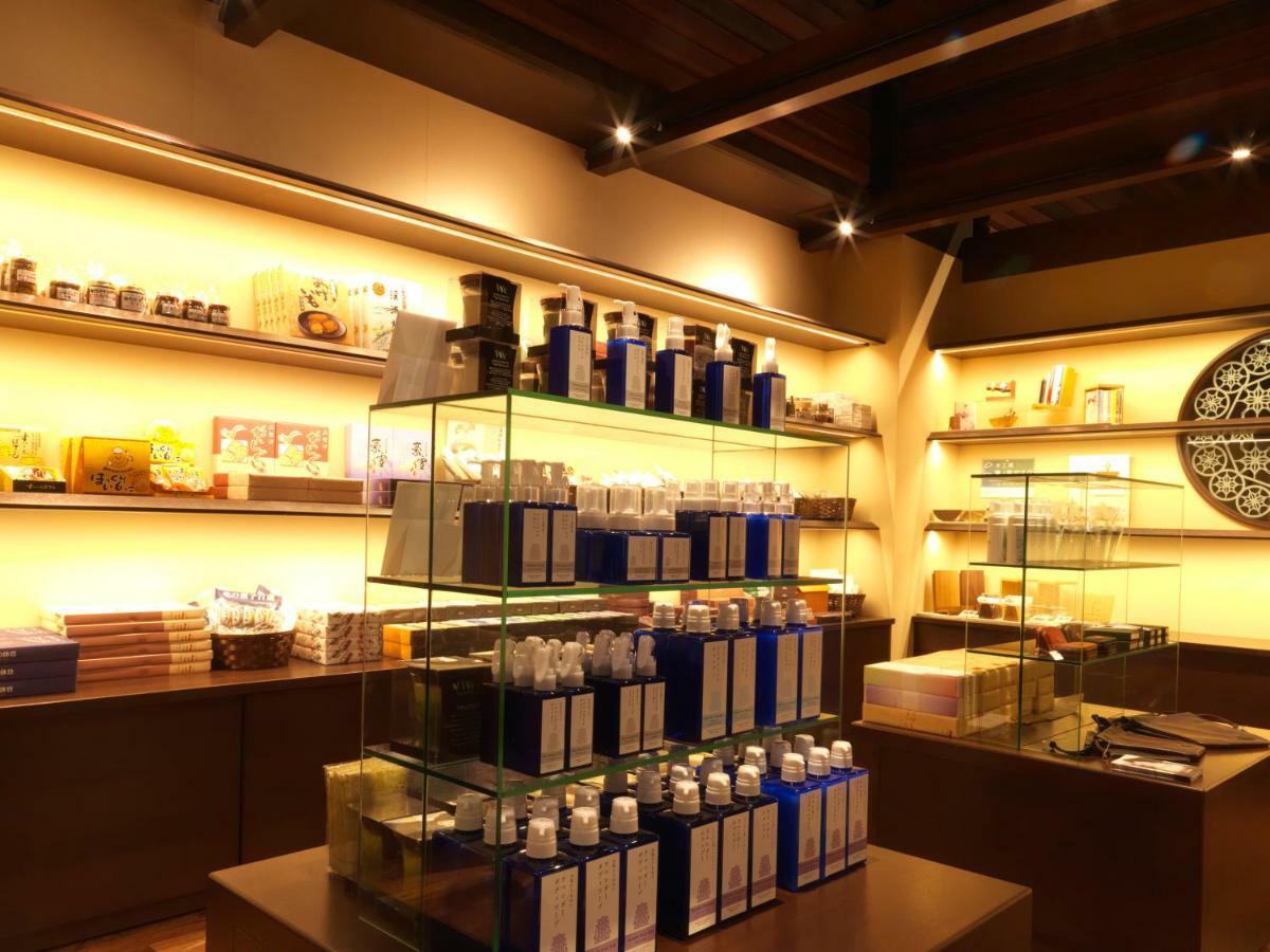 Niseko Konbu Onsen Tsuruga Moku-No-Sho Hotel Bagian luar foto