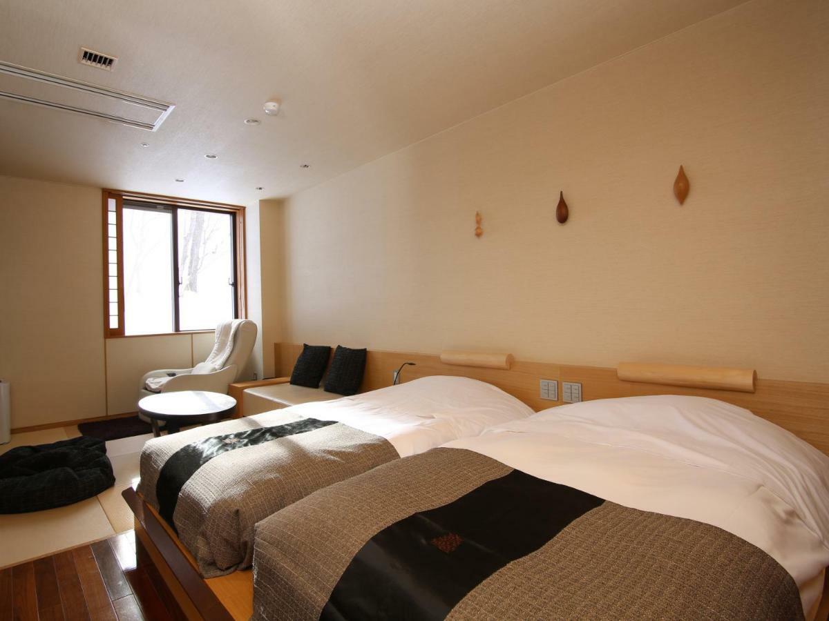 Niseko Konbu Onsen Tsuruga Moku-No-Sho Hotel Bagian luar foto