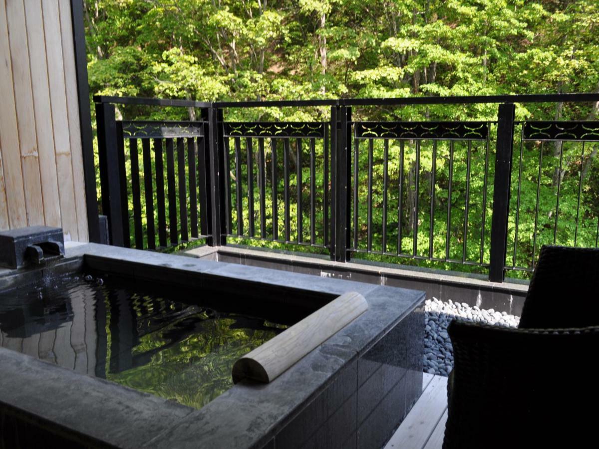 Niseko Konbu Onsen Tsuruga Moku-No-Sho Hotel Bagian luar foto