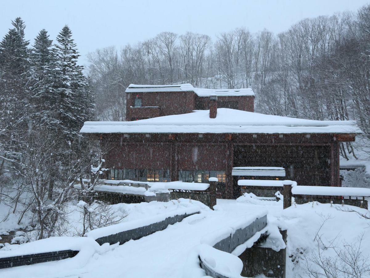 Niseko Konbu Onsen Tsuruga Moku-No-Sho Hotel Bagian luar foto