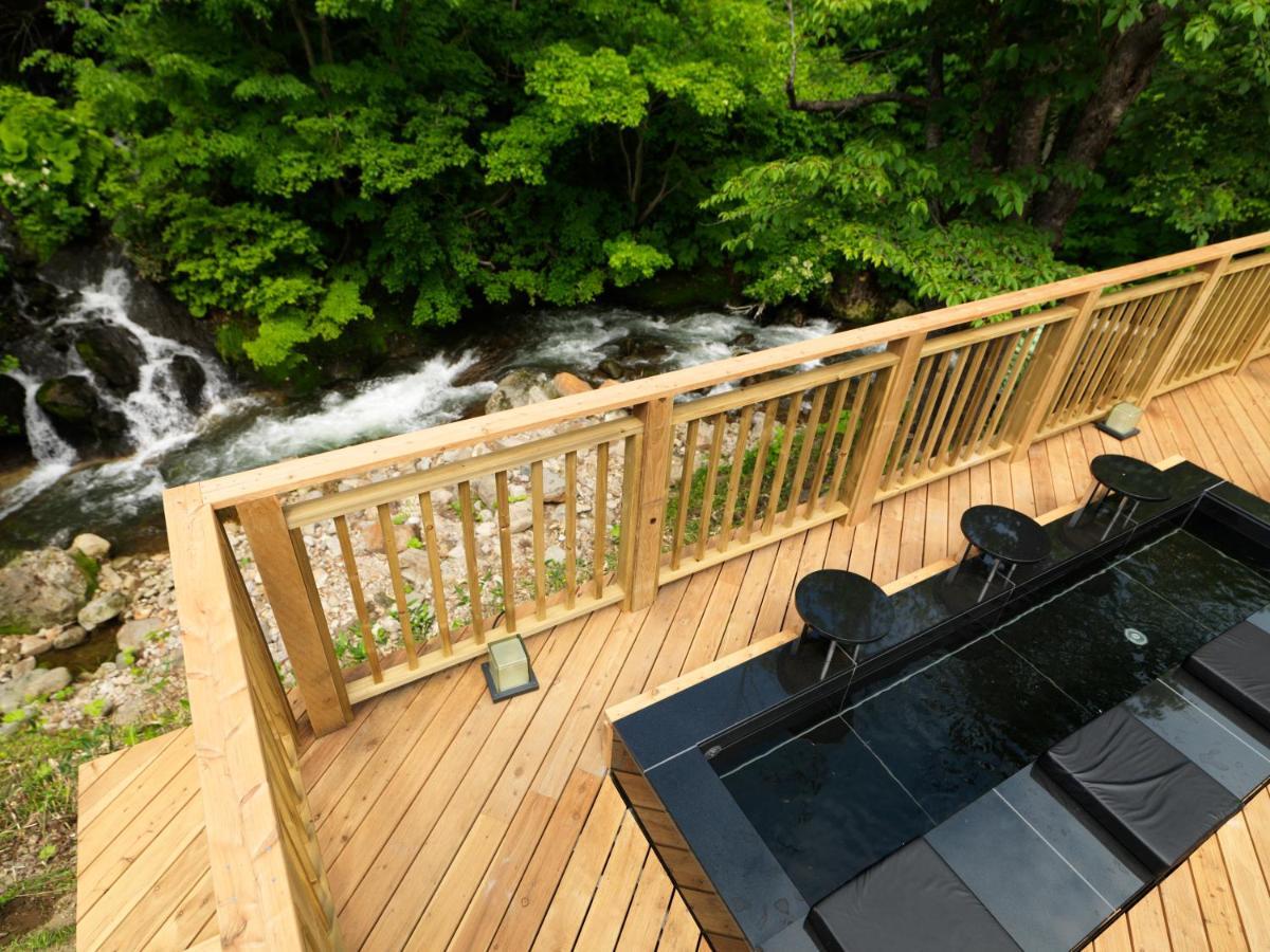 Niseko Konbu Onsen Tsuruga Moku-No-Sho Hotel Bagian luar foto